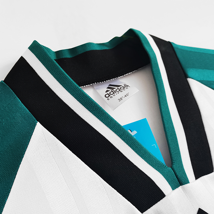 Liverpool 1993/95 Retro Jersey Away Soccer Shirt