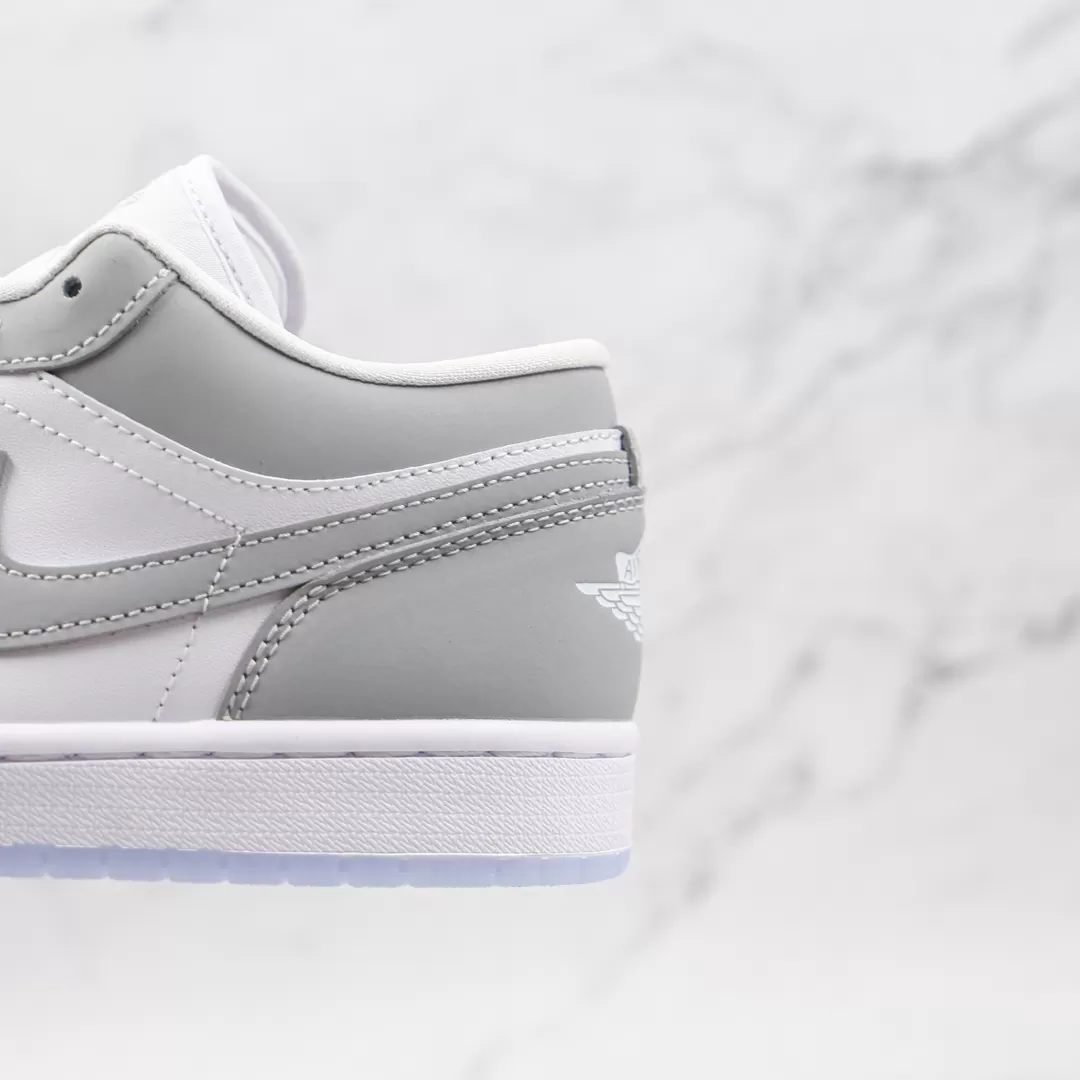 WMNS AIR JORDAN 1 LOW 'WHITE WOLF GREY' | Bestsoccerstore