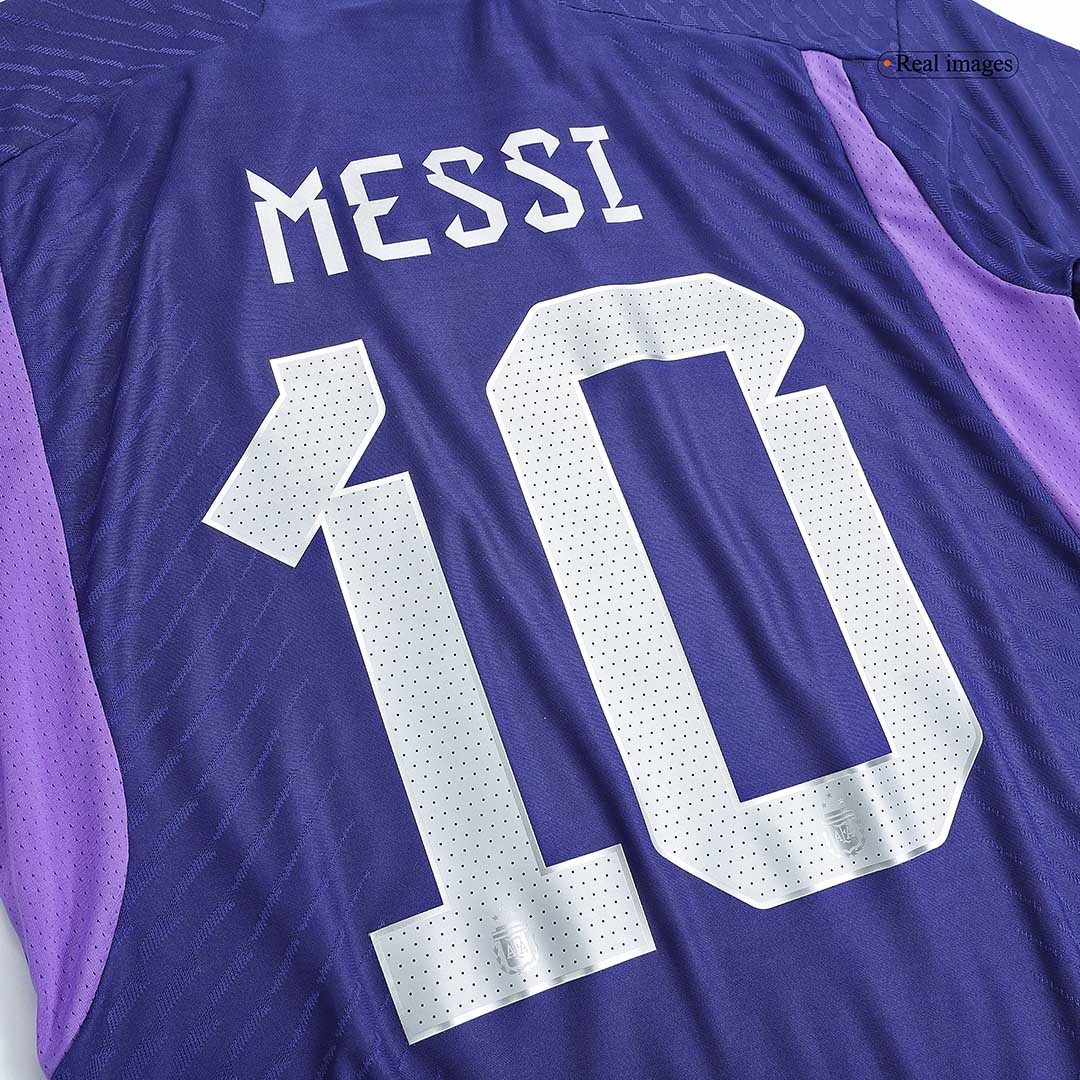 خالدز on X: 4k  Lionel #Messi wearing the new #Argentina away