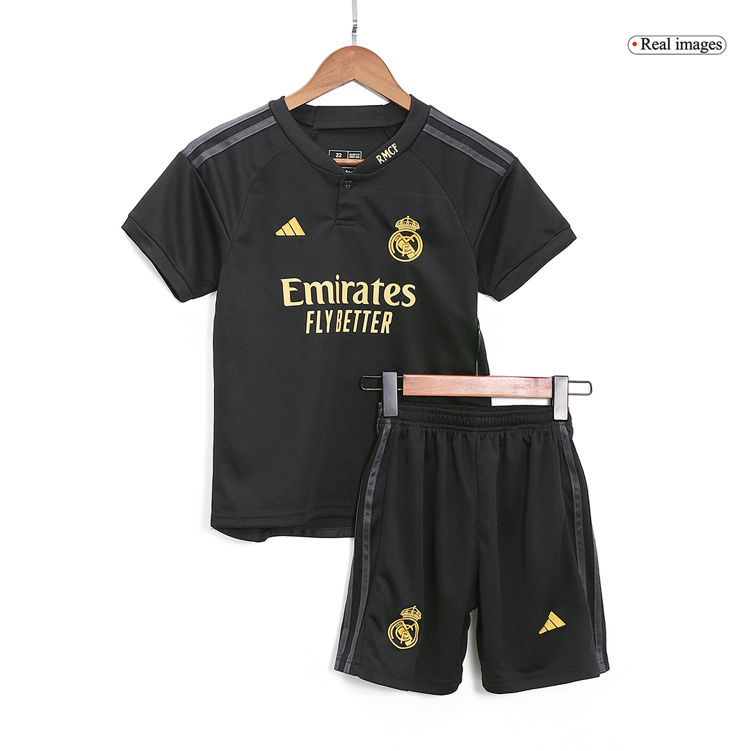 Real Madrid 2021/22 Home Kroos #8 Jersey Name Set