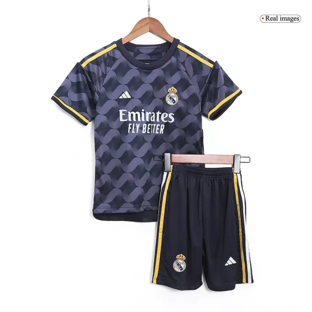 adidas Real Madrid Home Vini Jr 7 Shirt 2023-2024 (Official Cup Printing)