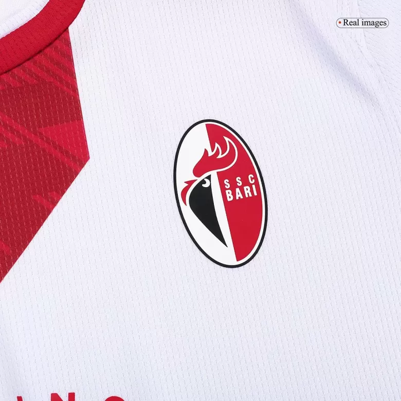 Bari's new jersey for the 2023/24 season