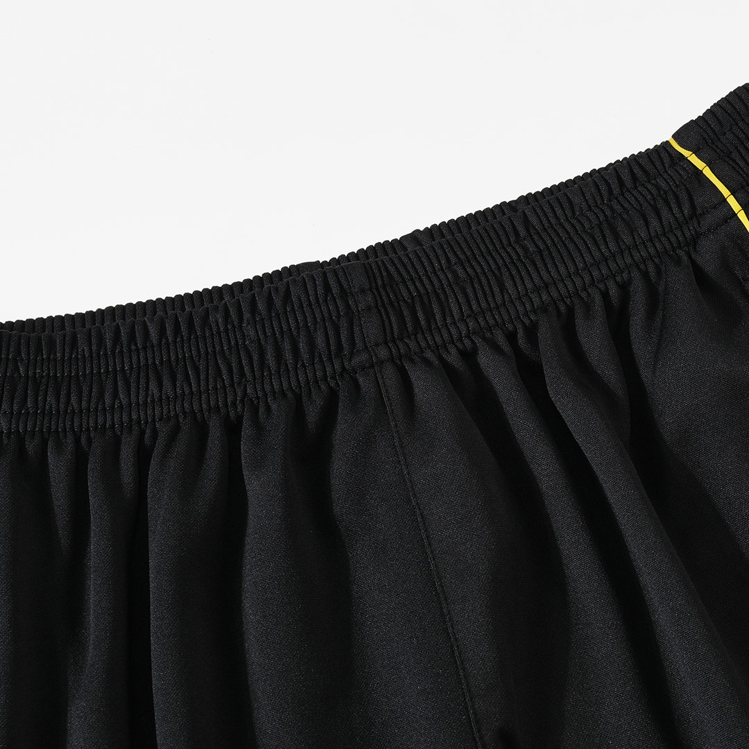 Real Madrid 1/4 Zipper Sweatshirt Soccer Training Kit 2025/26 - bestsoccerstore