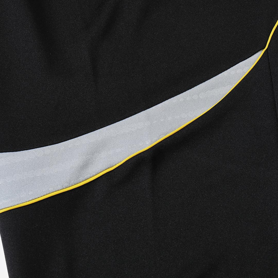 Real Madrid 1/4 Zipper Sweatshirt Soccer Training Kit 2025/26 - bestsoccerstore