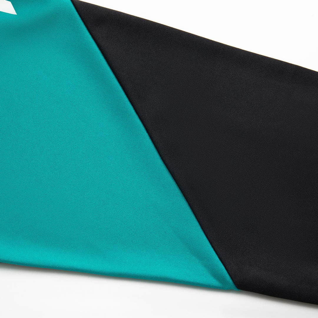 Kids Liverpool 1/4 Zipper Sweatshirt Soccer Training Kit 2025/26 - bestsoccerstore