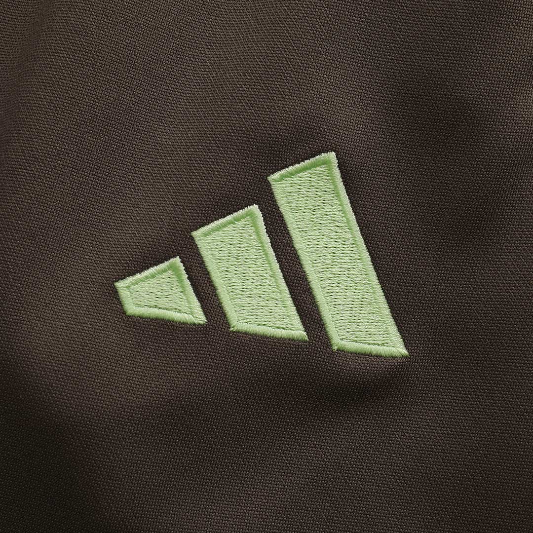 Real Madrid 1/4 Zipper Sweatshirt Soccer Training Kit 2025/26 - bestsoccerstore