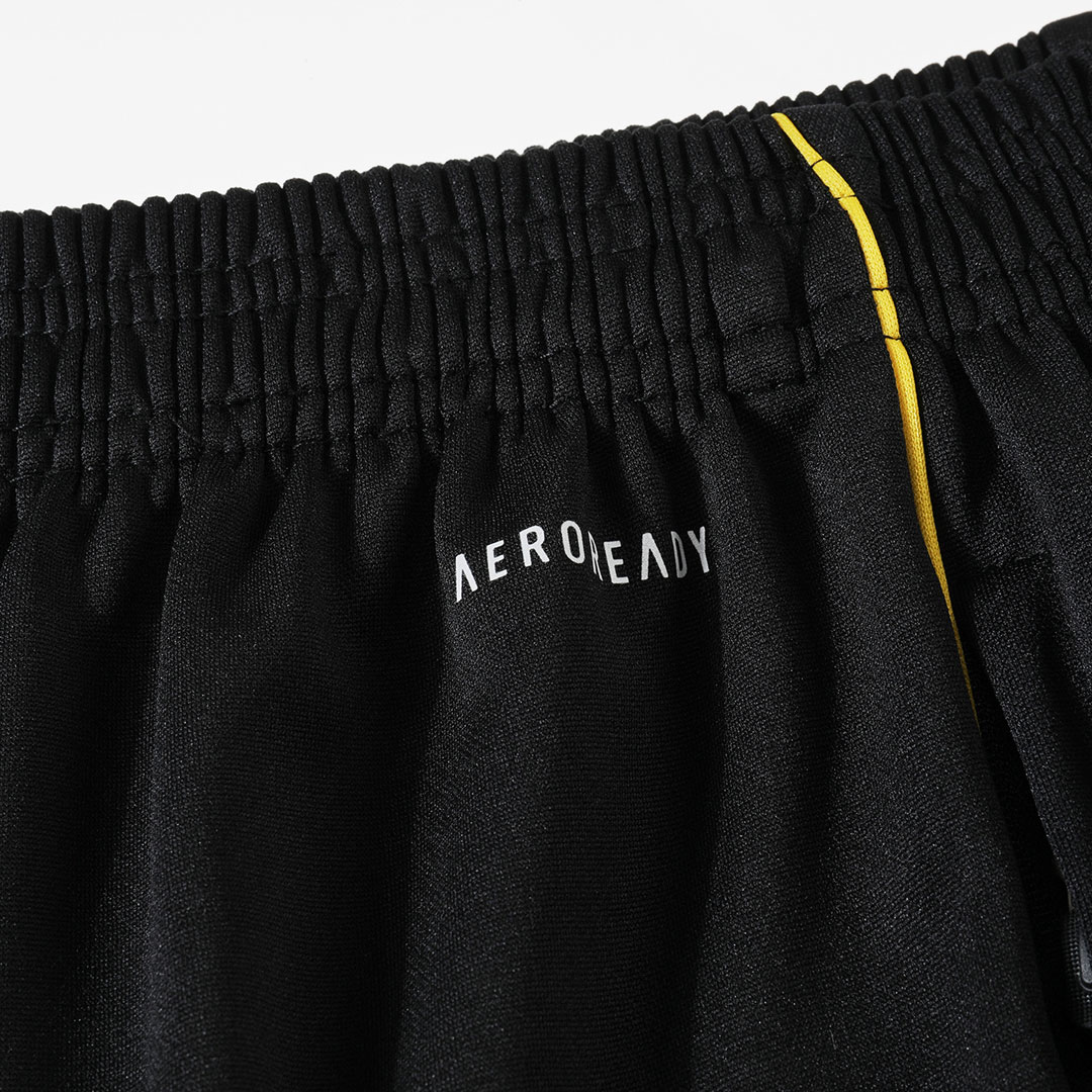 Real Madrid 1/4 Zipper Sweatshirt Soccer Training Kit 2025/26 - bestsoccerstore