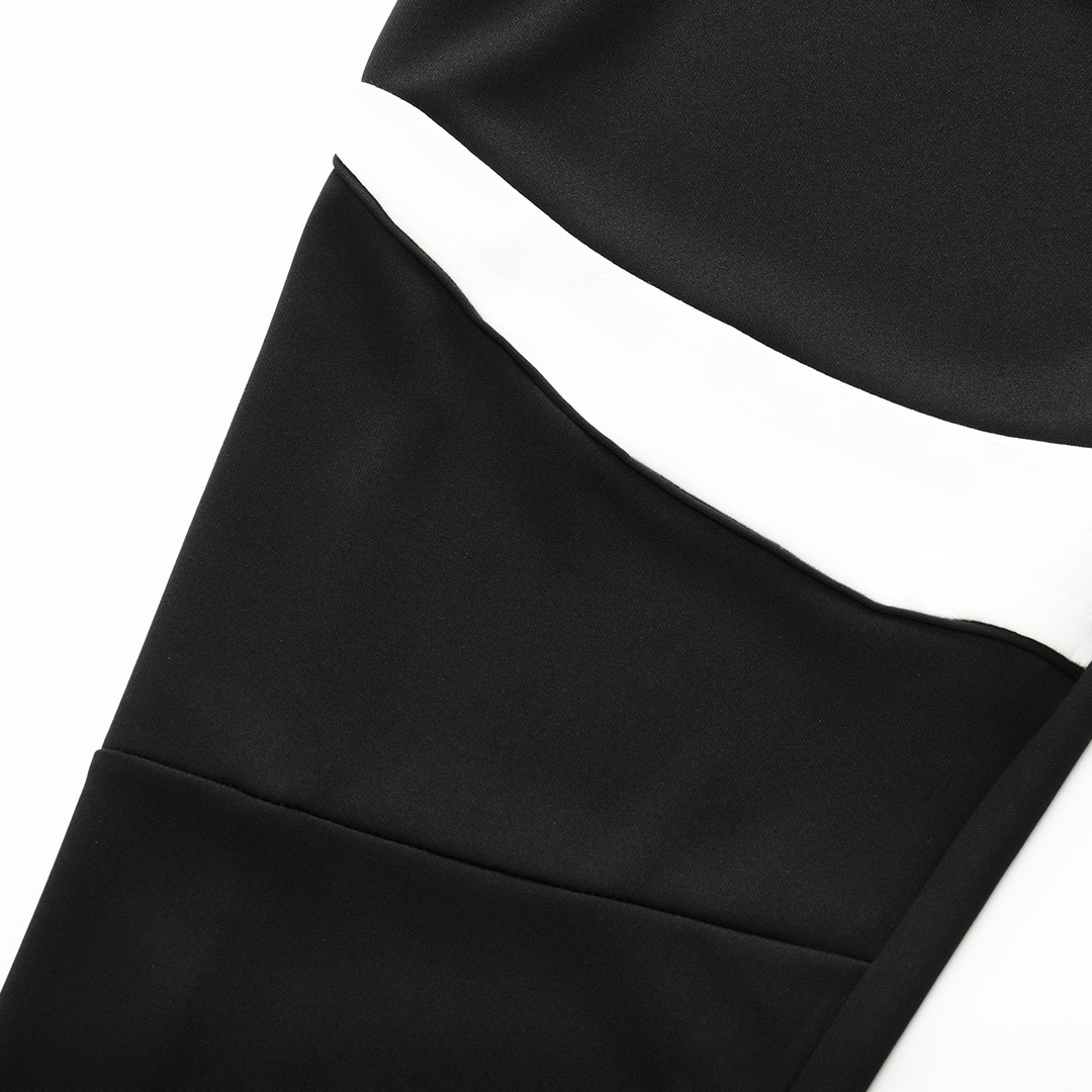 Liverpool Soccer 1/4 Zipper Sweatshirt Training Kit 2025/26 - bestsoccerstore